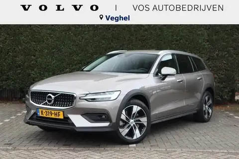 Used VOLVO V60 Hybrid 2021 Ad 