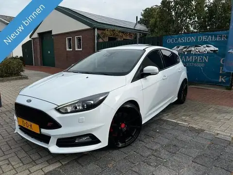 Used FORD FOCUS Petrol 2015 Ad 