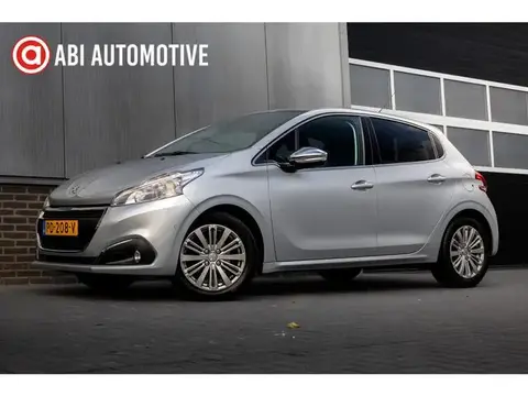 Used PEUGEOT 208 Petrol 2017 Ad 