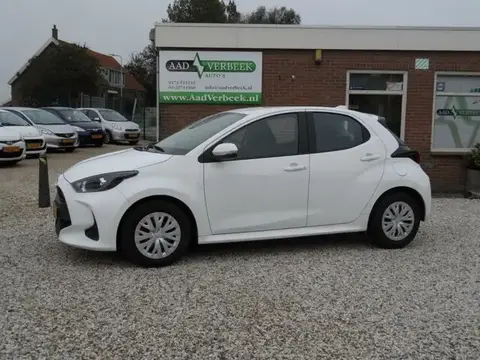 Used TOYOTA YARIS Hybrid 2021 Ad 