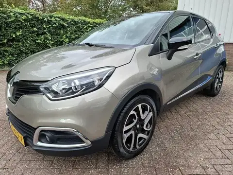 Used RENAULT CAPTUR Petrol 2015 Ad 