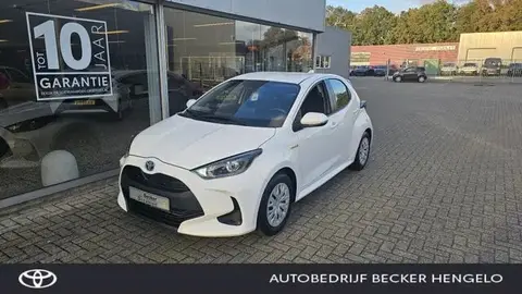 Used TOYOTA YARIS Hybrid 2021 Ad 