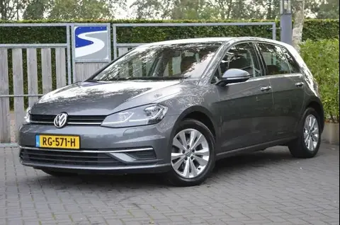 Used VOLKSWAGEN GOLF Petrol 2017 Ad 