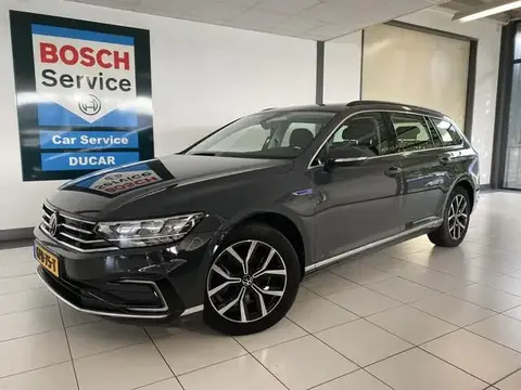 Used VOLKSWAGEN PASSAT Hybrid 2021 Ad 