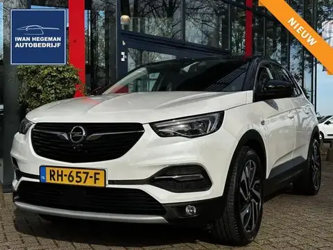 Used OPEL GRANDLAND Petrol 2017 Ad 