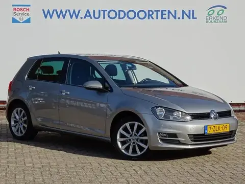 Used VOLKSWAGEN GOLF Petrol 2015 Ad 