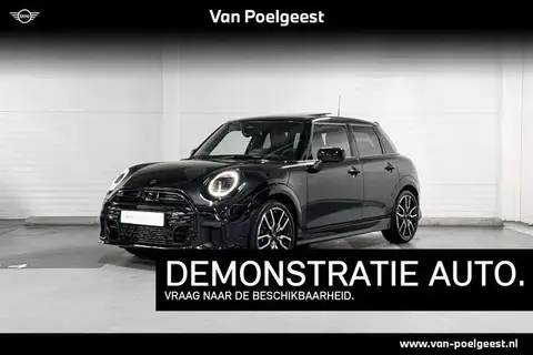 Used MINI COOPER Petrol 2024 Ad 