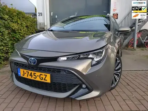 Used TOYOTA COROLLA Hybrid 2020 Ad 