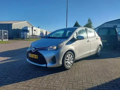 Used TOYOTA YARIS Hybrid 2017 Ad 