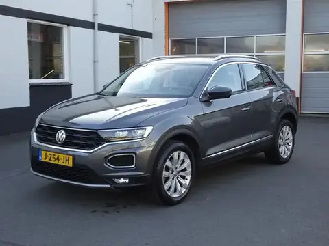 Used VOLKSWAGEN T-ROC Petrol 2020 Ad 