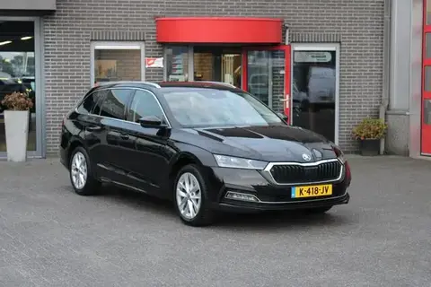 Used SKODA OCTAVIA Petrol 2020 Ad 