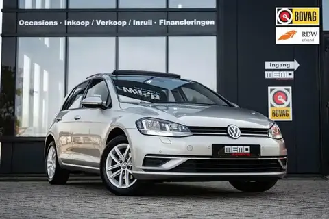 Used VOLKSWAGEN GOLF Petrol 2017 Ad 