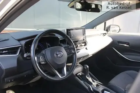 Used TOYOTA COROLLA Hybrid 2021 Ad 