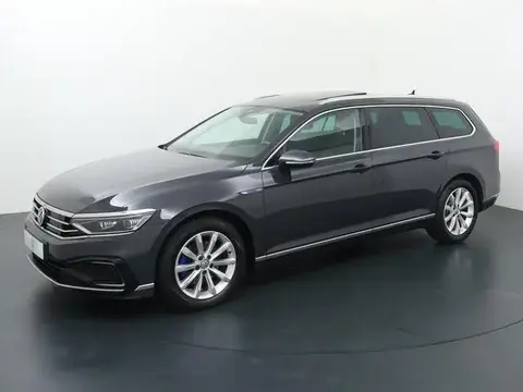 Used VOLKSWAGEN PASSAT Hybrid 2020 Ad 