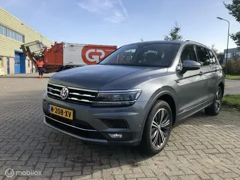 Used VOLKSWAGEN TIGUAN Petrol 2018 Ad 