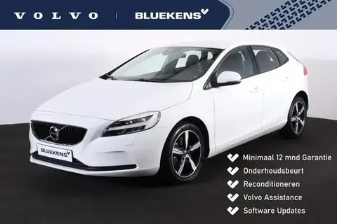 Annonce VOLVO V40 Essence 2018 d'occasion 