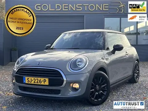 Annonce MINI COOPER Essence 2018 d'occasion 