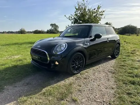 Used MINI ONE Petrol 2015 Ad 