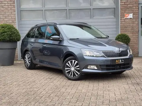 Used SKODA FABIA Petrol 2016 Ad 