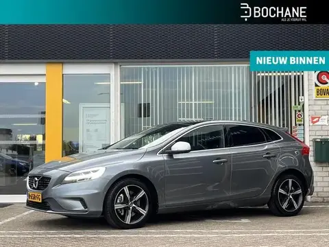 Annonce VOLVO V40 Essence 2020 d'occasion 