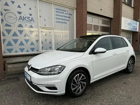 Used VOLKSWAGEN GOLF Petrol 2017 Ad 