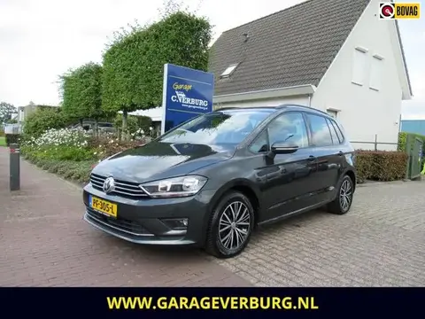 Used VOLKSWAGEN GOLF Petrol 2016 Ad 