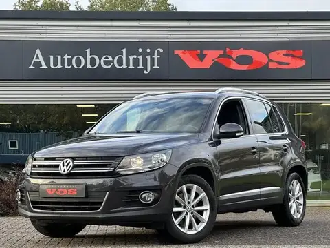 Used VOLKSWAGEN TIGUAN Petrol 2015 Ad 