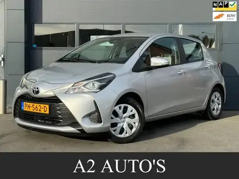 Annonce TOYOTA YARIS Essence 2017 d'occasion 