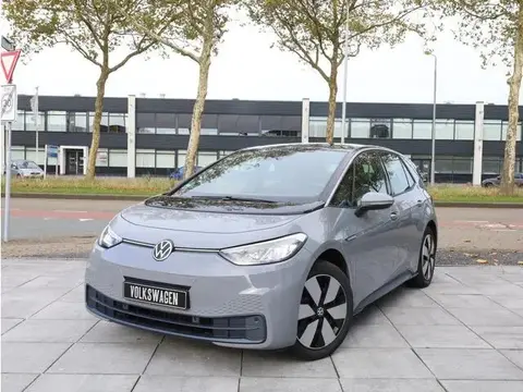 Used VOLKSWAGEN ID.3 Electric 2021 Ad 