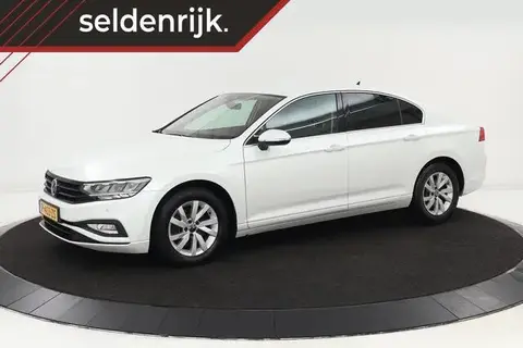 Annonce VOLKSWAGEN PASSAT Essence 2022 d'occasion 