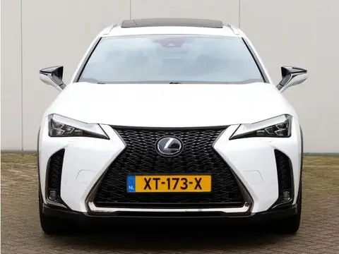 Used LEXUS UX Hybrid 2019 Ad 