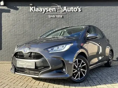 Used TOYOTA YARIS Hybrid 2022 Ad 