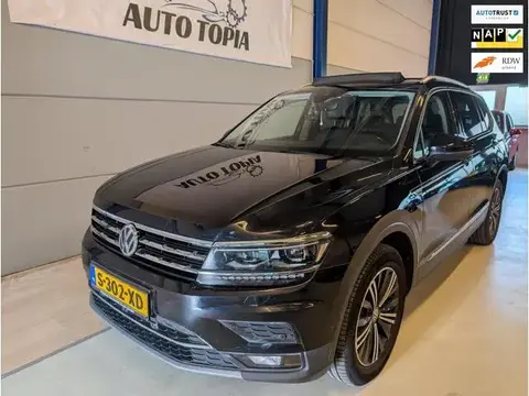 Used VOLKSWAGEN TIGUAN Petrol 2018 Ad 