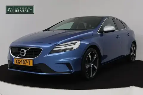 Annonce VOLVO V40 Essence 2019 d'occasion 