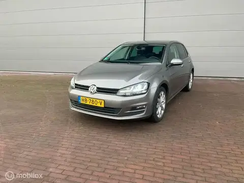 Used VOLKSWAGEN GOLF Petrol 2015 Ad 