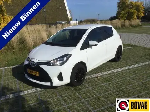 Annonce TOYOTA YARIS Essence 2015 d'occasion 