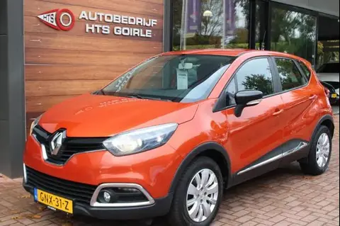 Used RENAULT CAPTUR Petrol 2015 Ad 