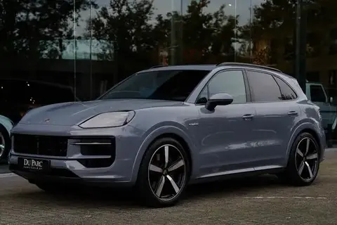 Used PORSCHE CAYENNE Hybrid 2024 Ad 