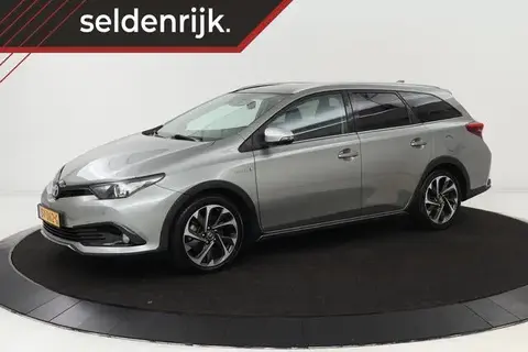 Used TOYOTA AURIS Hybrid 2018 Ad 