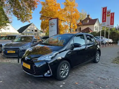 Used TOYOTA YARIS Hybrid 2019 Ad 