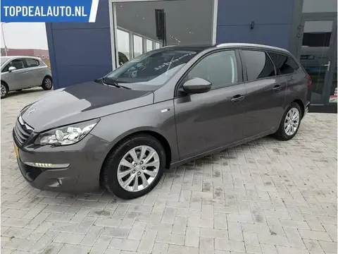 Used PEUGEOT 308 Petrol 2016 Ad 