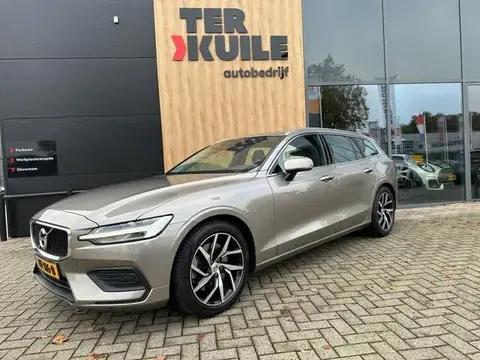 Annonce VOLVO V60 Essence 2018 d'occasion 