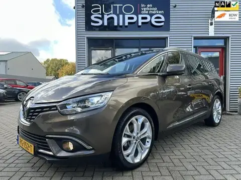 Used RENAULT GRAND SCENIC Petrol 2017 Ad 