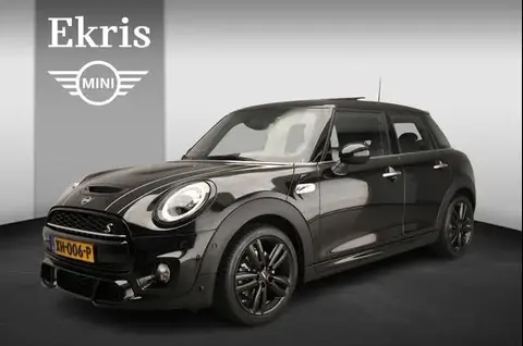 Used MINI COOPER Petrol 2019 Ad 