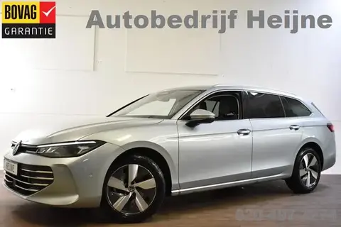 Used VOLKSWAGEN PASSAT Petrol 2024 Ad 