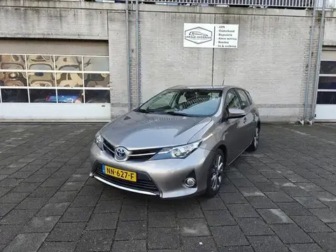 Used TOYOTA AURIS Hybrid 2015 Ad 