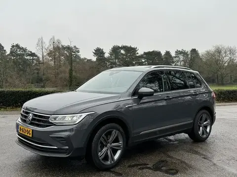 Annonce VOLKSWAGEN TIGUAN Essence 2021 d'occasion 