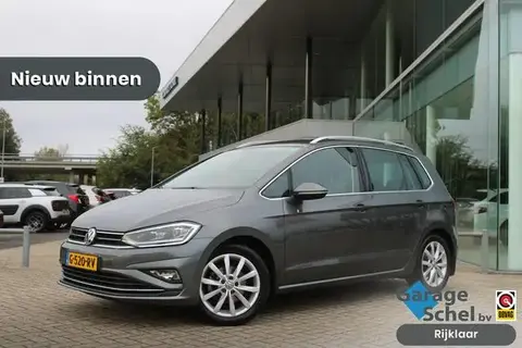 Used VOLKSWAGEN GOLF Petrol 2019 Ad 