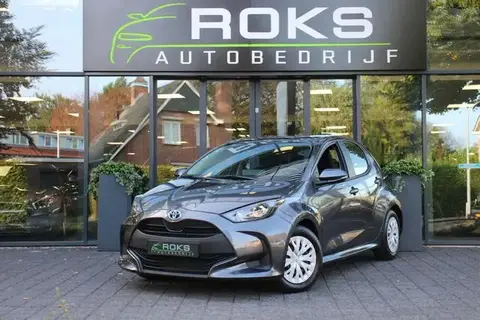 Used TOYOTA YARIS Hybrid 2022 Ad 