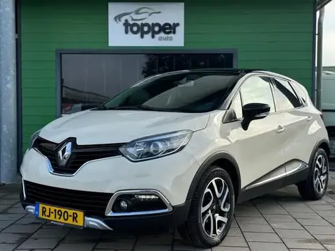 Used RENAULT CAPTUR Petrol 2015 Ad 